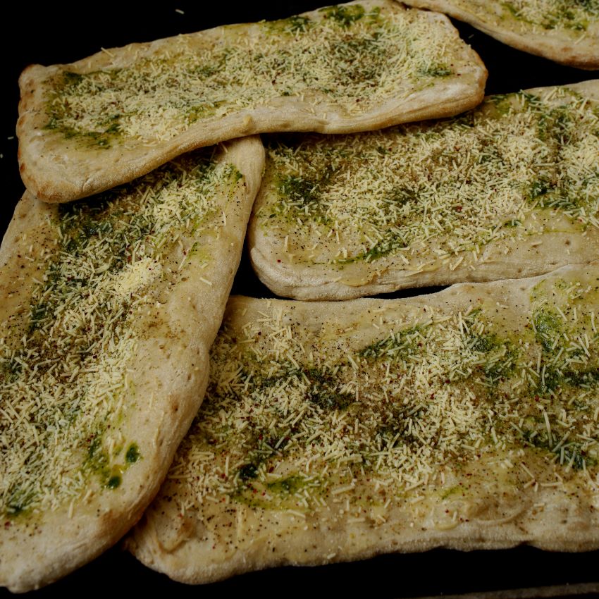 confit garlic, parmesan & za’atar flatbread